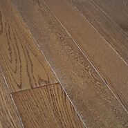 127mm x 10/2.5mm x random lengths Brown Oak Brush & Lacquered Rustic Grade Engineered Wood Flooring