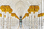 Explore the antiquity of Abu Dhabi mosque with just Dubai visa!