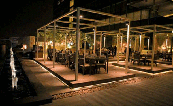 Top 5 Dining Places in Bangalore; places you must not miss | A Listly List