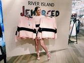 Bluza projektu Jessiki Mercedes dla River Island już w sprzedaży!