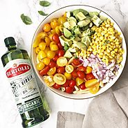 Easy Healthy Recipes: Simple Vegetarian Salads with Extra Virgin Olive Oil