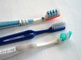 Toothbrush - Wikipedia, the free encyclopedia