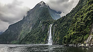 What is the weather like on the Milford Track?