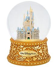 Global Snow Globes- Disney Castle Snow Globe