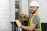 Highly Skilled Commercial Electrician Service
