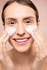 Facewash for Oily Skin - HD Makeover