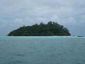 Moyenne Island - Wikipedia, the free encyclopedia
