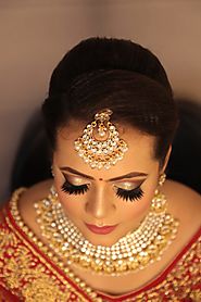 Makeup With Hair and Bridal Maang-tikka | Shubhbaraat