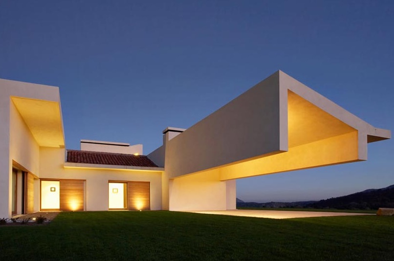 Headline for MODERN ARCHITECTURAL HOMES