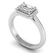 Buy Trending Engagement Ring with Settings for Your Partner