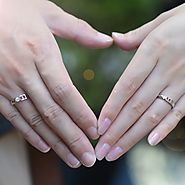 Website at https://www.jaredonlinestore.com/article/rings/unique-designs-of-jared-diamond-rings