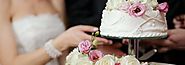 Tips on Choosing Wedding Cake Designs and Other Aspects