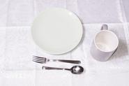 How to Arrange a Place Setting for a Formal Dinner