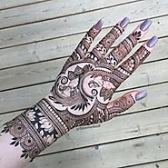 Captivating and Stunning Arabic Mehndi Designs for All Occasions - Sensod - Create. Connect. Brand.