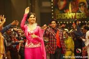 Ajab Si- Om Shanti Om