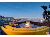2231 Sunset Plaza Drive | Los Angeles , CA 90069