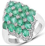 Get inspired with our collection of emerald gemstone rings