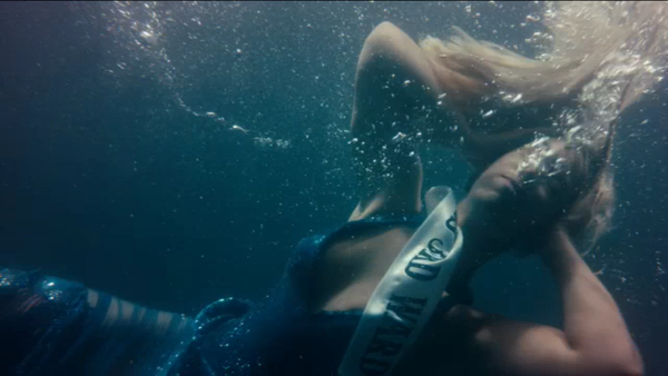 Whatispretty 10 Key Things In Beyonce S Pretty Hurts Video That Help Tell The Story A Listly List