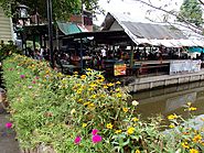 Bang Nam Pheung Floating Market