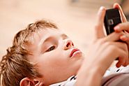 Por qué no le doy un Smartphone a mi hijo de séptimo básico - El Mostrador