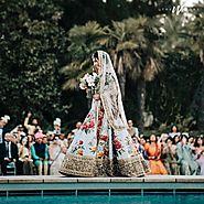 bride entering in Offbeat lehenga - Shaadiwish