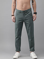 Buy Roadster Men Grey Regular Fit Solid Chinos - Trousers for Men 10944722 | Myntra