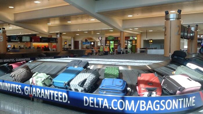 delta late baggage claim