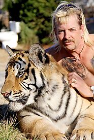 Mary Ricciardi on Twitter: "Is it really #quarantine if you haven’t dressed up as Joe Exotic yet? Hey #rsj108 show me...