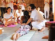 Yoga Vini Rishikesh — How to Choose 200 hour yoga teacher training in...