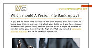 When Should A Person File Bankruptcy.pdf